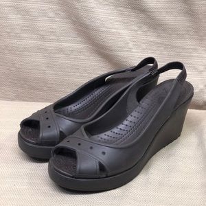💕 Crocs Farrah Wedge Sandal Slingback Comfort Sandal